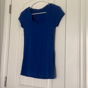 Blue v-neck T-shirt
